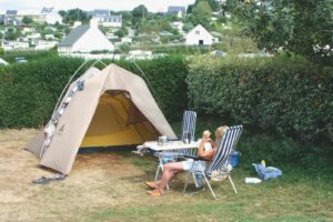 Emplacement de camping vue mer à Plomodiern - Camping de Pors Ar Vag